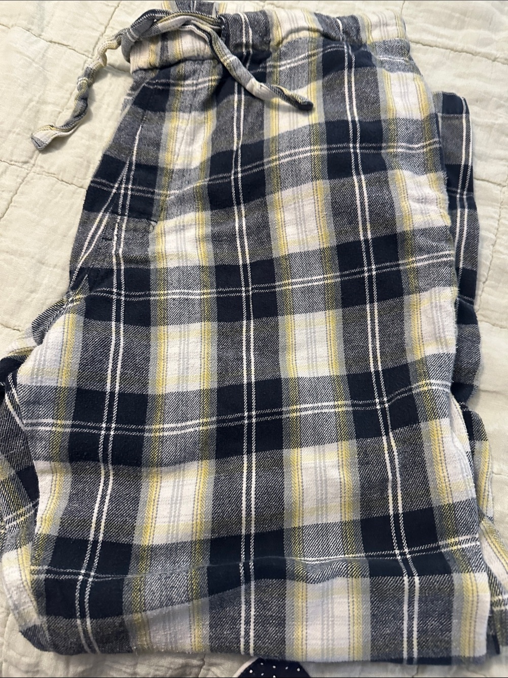 Old Navy Navy, White and Yellow Plaid flannel lounge pants  has Pockets EUC